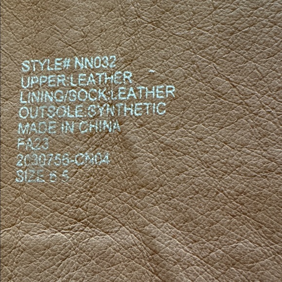 Madewell Black Heeled Boots - Picture 4 of 14